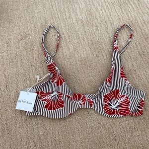 Benoa Mailie Hapa top